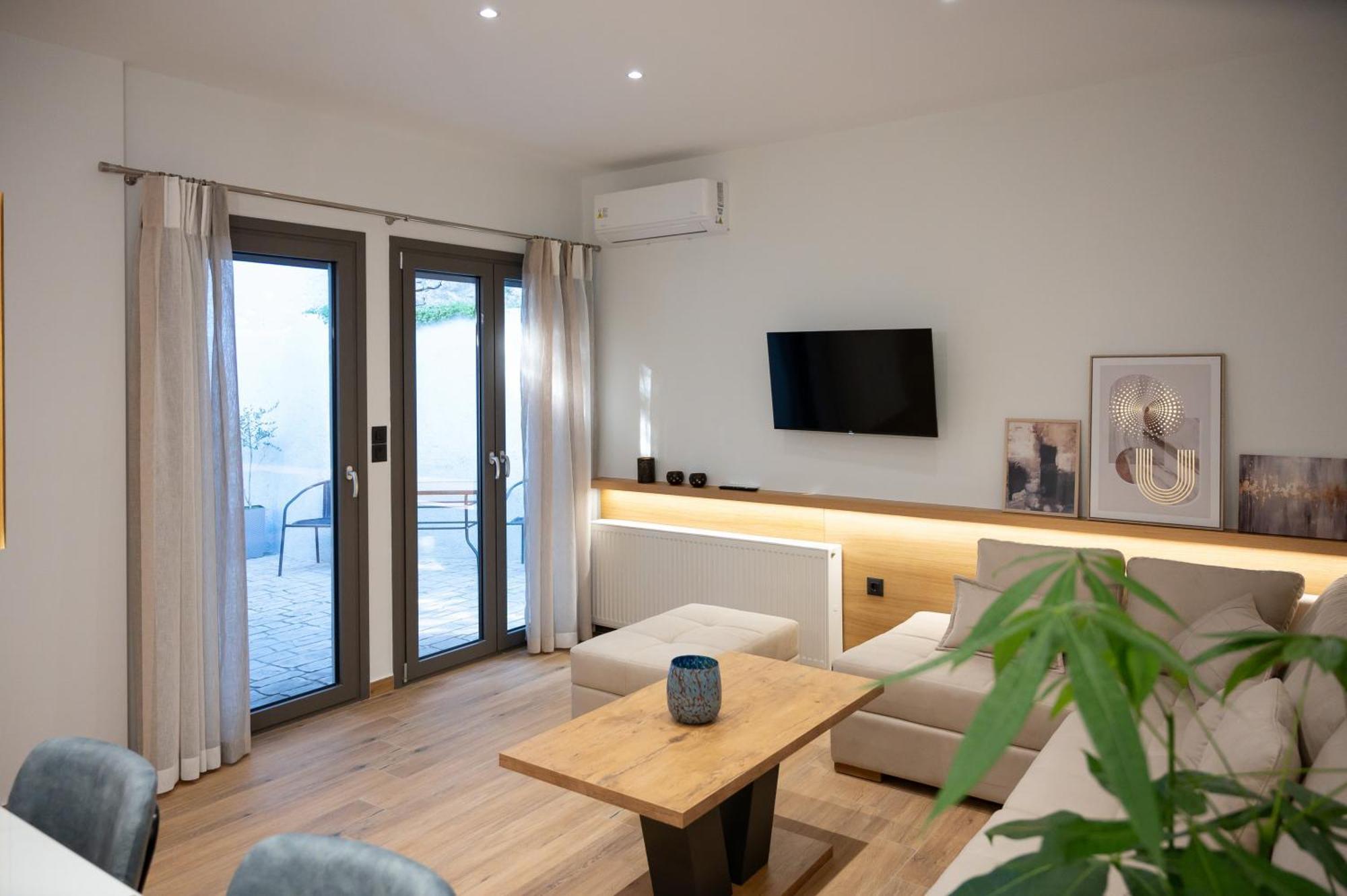 Kefaloviso Luxury Apartment 2 나프팍토스 외부 사진