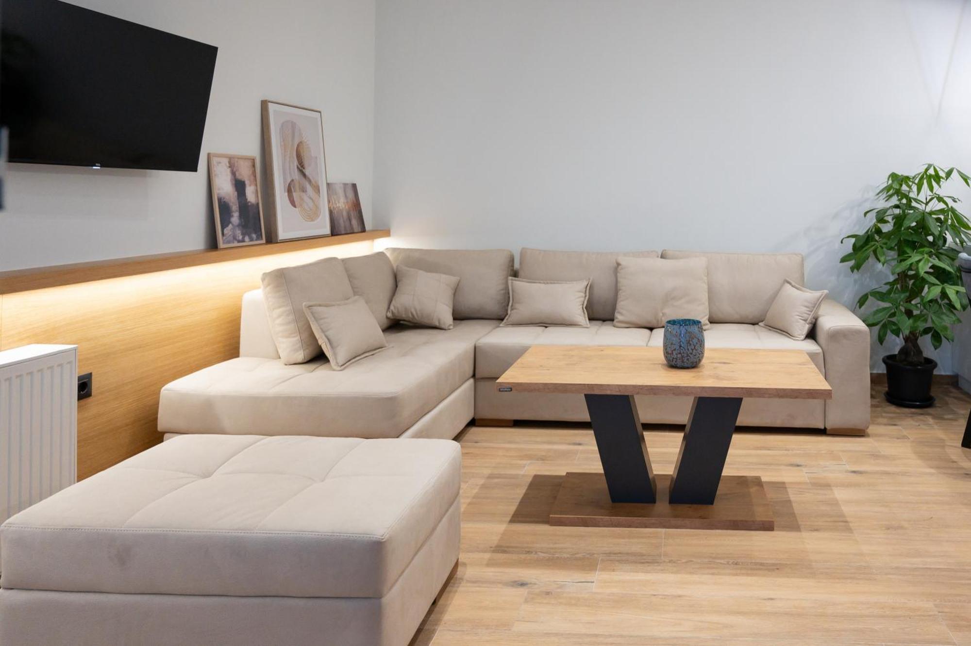 Kefaloviso Luxury Apartment 2 나프팍토스 외부 사진